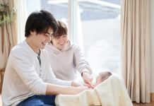 フォーネスライフ、社員の出産に子ども1人につき最大65万円支給